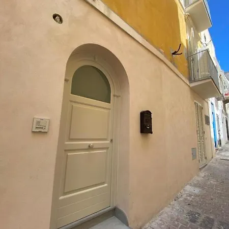 Housing Centro Daire Lipari (Isola Lipari)